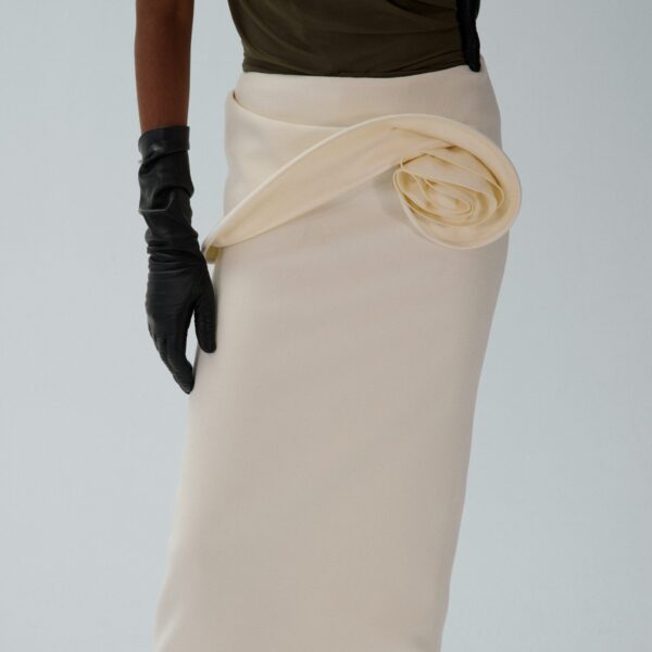 Magda Butrym Floral appliqué midi skirt in cream