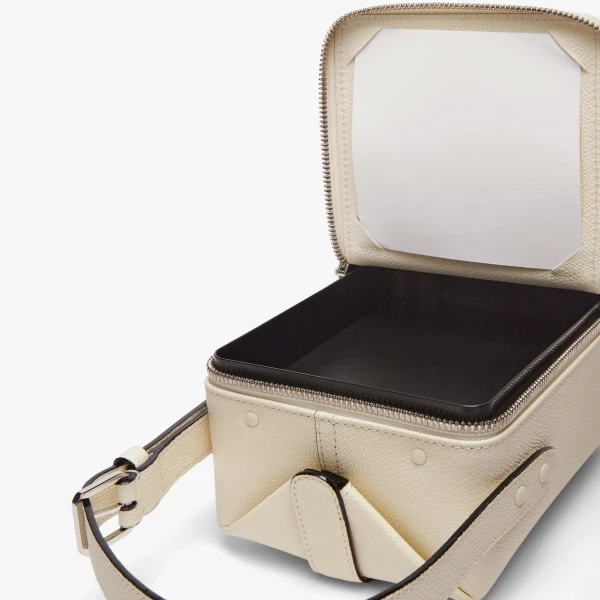 Valextra Bag luxury Bags from  Luxury Handbags Marketplace