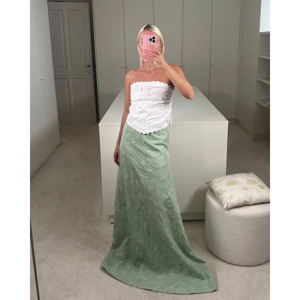Bernadette dresses