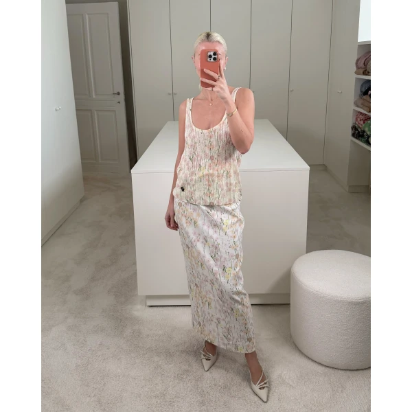 Bernadette dresses