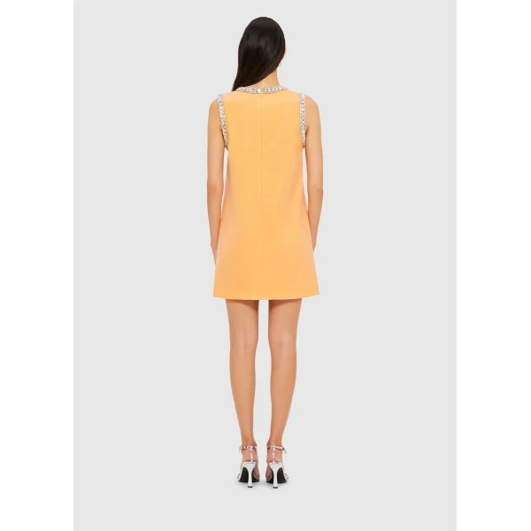 leo lin clothing