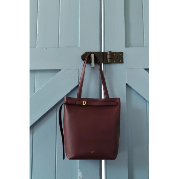 Oroton Tote bag luxury Bags from  Luxury Handbags Marketplace