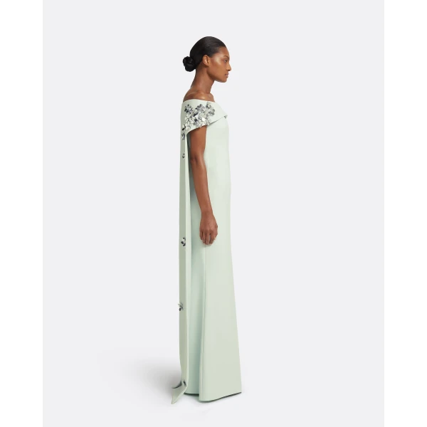 safiyaa gown