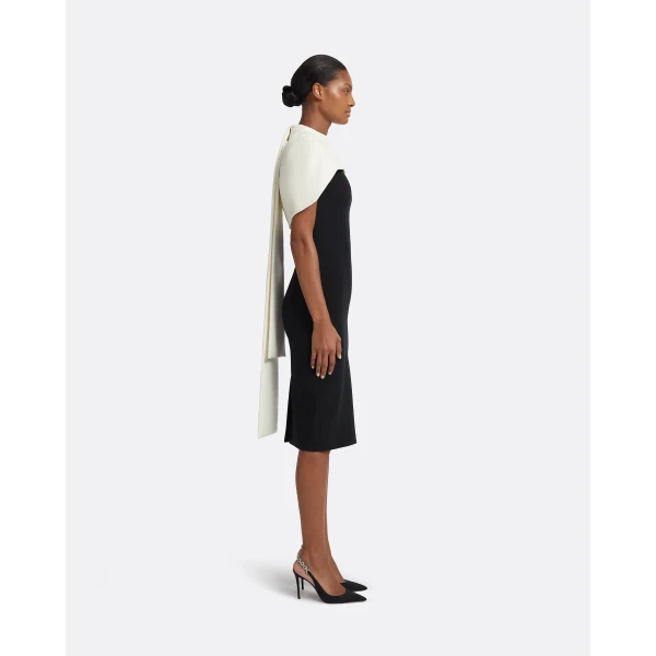 safiyaa gown