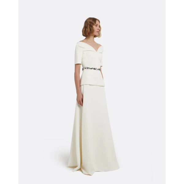 safiyaa gown
