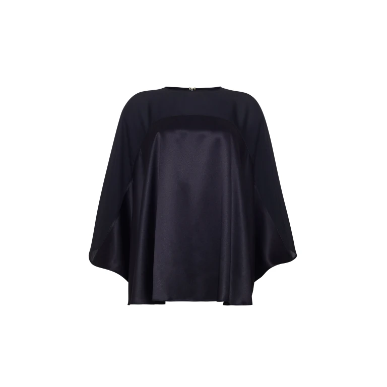 Image of model facing forward– apollo top
