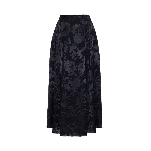model image facing front– Emi Skirt