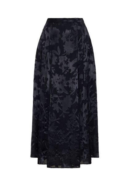 model image facing front– Emi Skirt