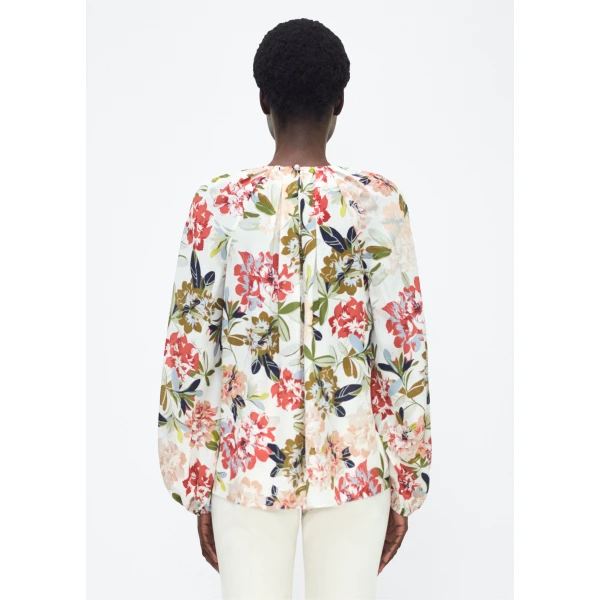 P25 collection: The Lottie Top debuts in a new silhouette