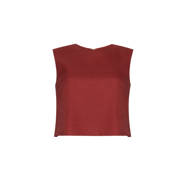 Image of model facing front– mercer top