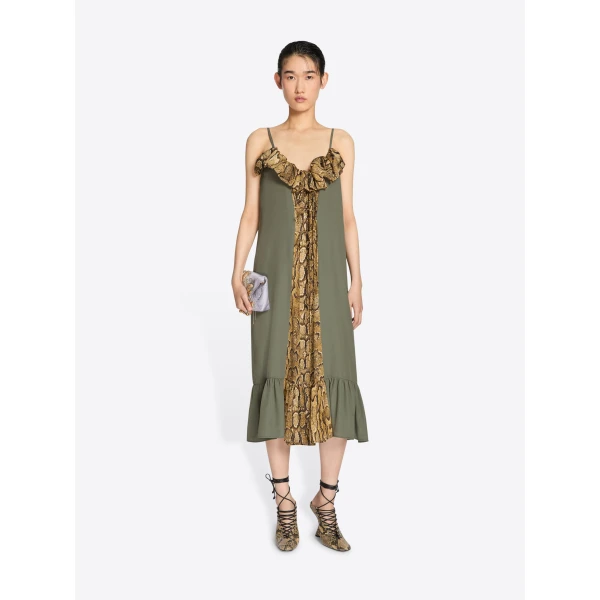 in acetate silk crepon.