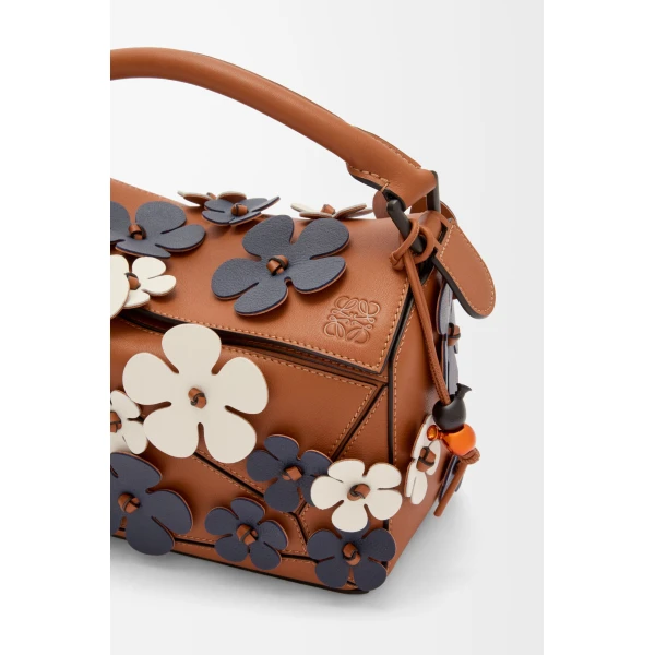 LOEWE bags