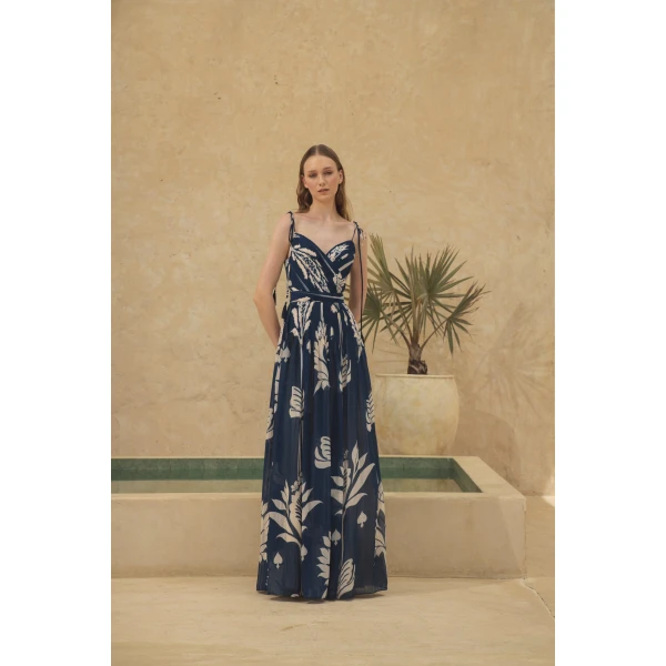Andres Otalora luxury designer Dress with bold silhouette in linen