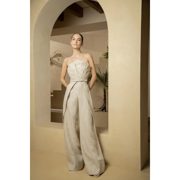 Andres Otalora luxury designer Top with bold silhouette in linen