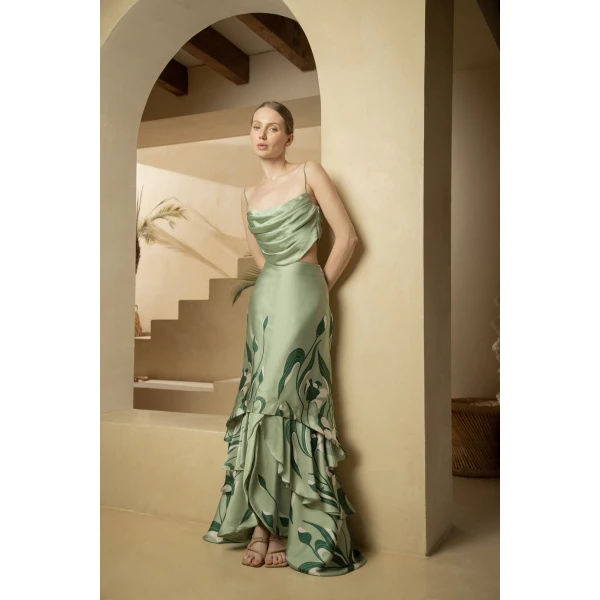 Andres Otalora luxury designer Top with bold silhouette in linen