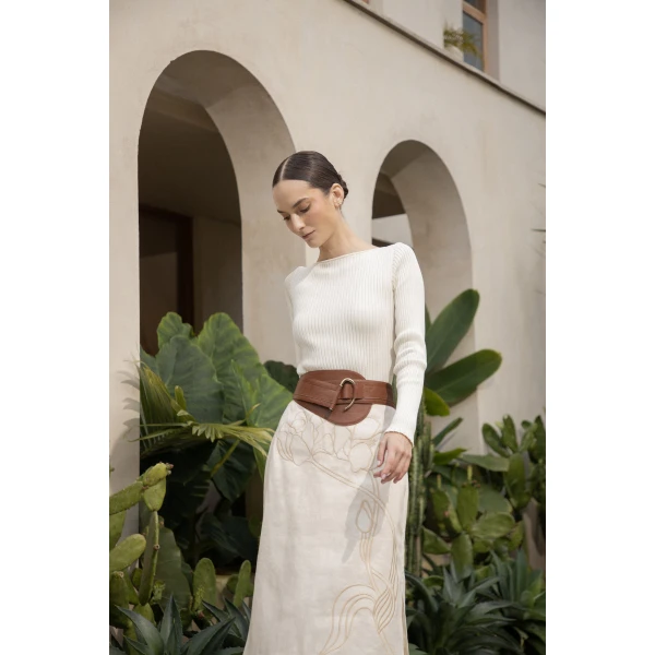 Andres Otalora luxury designer Skit with bold silhouette in linen