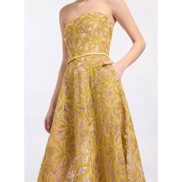 Elie Saab Floral Embroidered Strapless Dress in Yellow featuring Floral Yarn Embroidery – Luxury Designer Fashion at Luxury Shoes .
