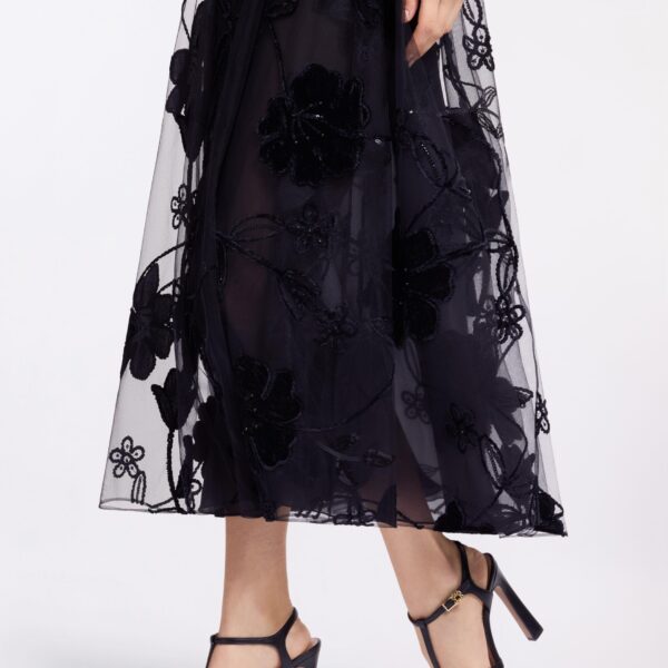 Elie Saab Velvet Embroidered Midi Dress in Black featuring Round Neck – Luxury Designer Fashion at Luxury Shoes .