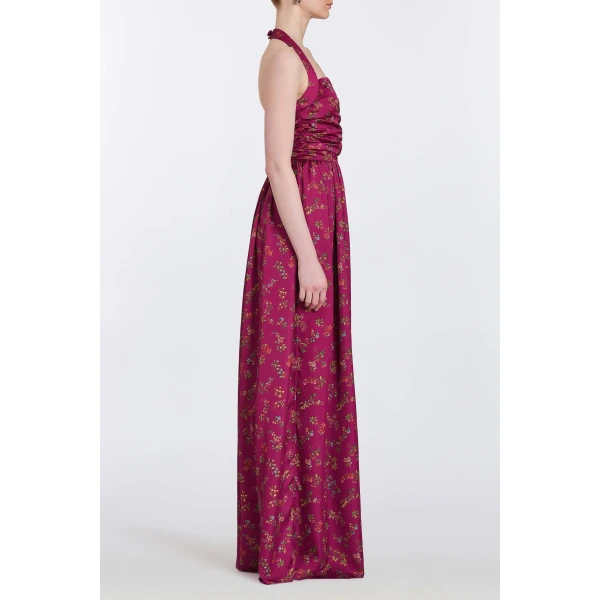 Markarian gowns with romantic neckline and structured silhouette
