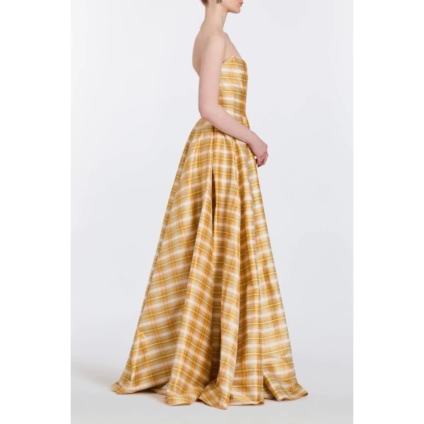 Markarian gowns with romantic neckline and structured silhouette