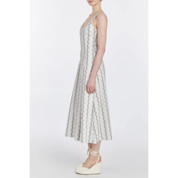 Markarian bridal with romantic neckline and structured silhouette