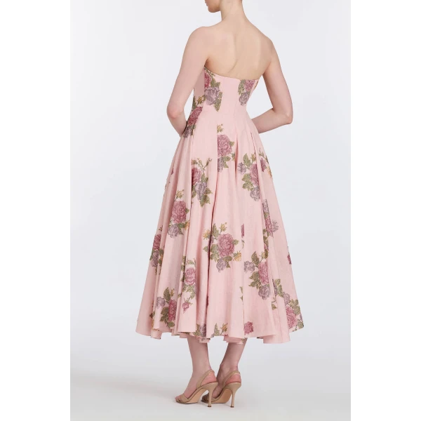 Markarian gowns with romantic neckline and structured silhouette