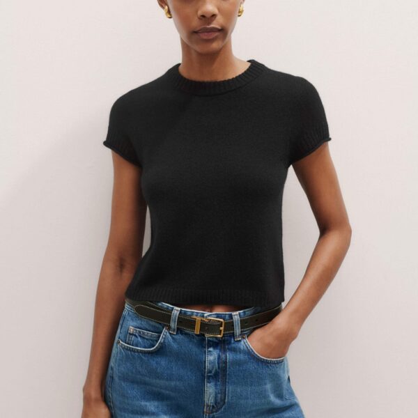 Me + Em Cashmere Shrunken Baby Tee – luxury British Black in Me and Em exclusively at Luxury Shoes 