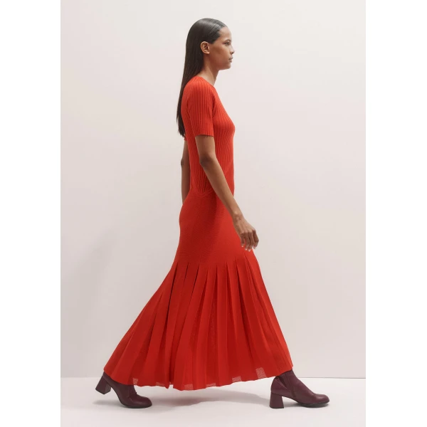 Me + Em Conceal + Reveal Lace Knit Maxi Dress – luxury British Red in Me and Em exclusively at Luxury Shoes 