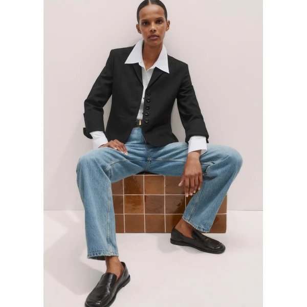 Me + Em Contrast Topstitch Short Fitted Blazer – luxury British Black in Me and Em exclusively at Luxury Shoes 