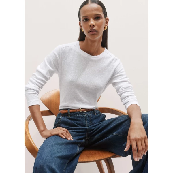 Me + Em Crew Neck Long Sleeve Tee – luxury British White in Me and Em exclusively at Luxury Shoes 