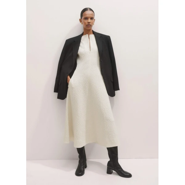 Me + Em Floral Jacquard Midi Dress – luxury British Ivory in Me and Em exclusively at Luxury Shoes 