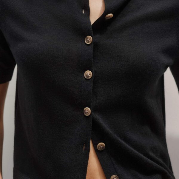 Me + Em Merino Cashmere Barely There Buttoned Knit Tee – luxury British Black in Me and Em exclusively at Luxury Shoes 