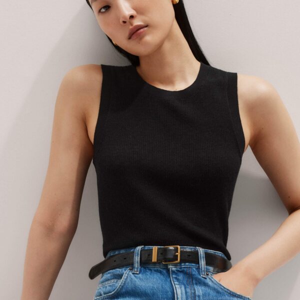Me + Em Merino Cashmere Barely There Slim Knit Vest – luxury British Black in Me and Em exclusively at Luxury Shoes 