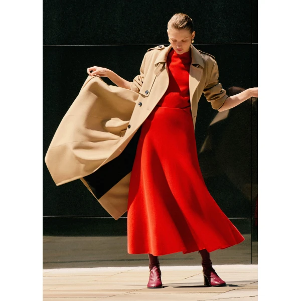 Me + Em Milano Knit Maxi Skirt – luxury British Red in Me and Em exclusively at Luxury Shoes 