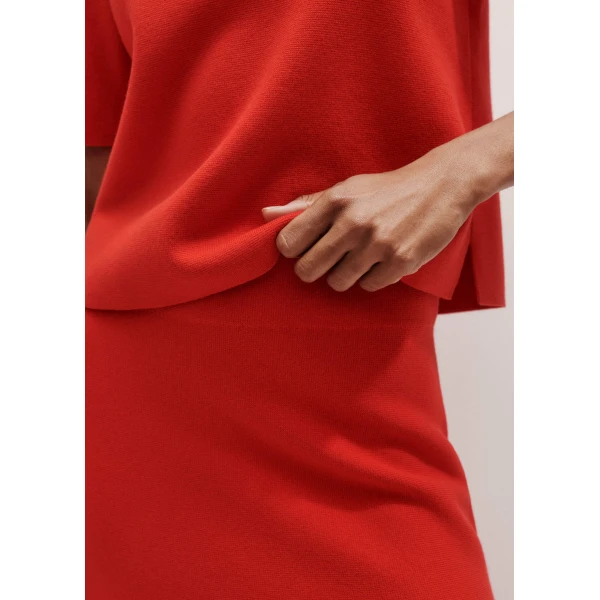 Me and Em Milano Knit Maxi Skirt – luxury British Red in Me and Em exclusively at Luxury Shoes 