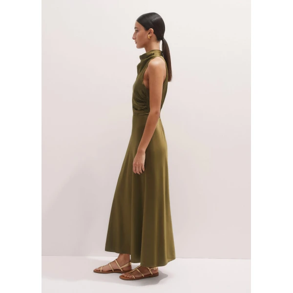Me + Em Silk Growing Daisy Print Halterneck Maxi Dress – luxury British Green in Me and Em exclusively at Luxury Shoes 
