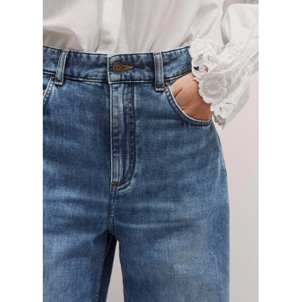 Me + Em Slouchy Long-Length Jean – luxury British Blue in Me and Em exclusively at Luxury Shoes 
