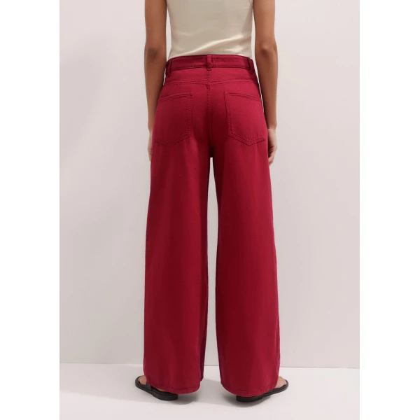 Me + Em Slouchy Long-Length Jean – luxury British Red in Me and Em exclusively at Luxury Shoes 