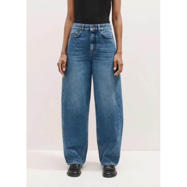 Me and Em Tapered Puddle Jean – luxury British Blue in Me and Em exclusively at Luxury Shoes 