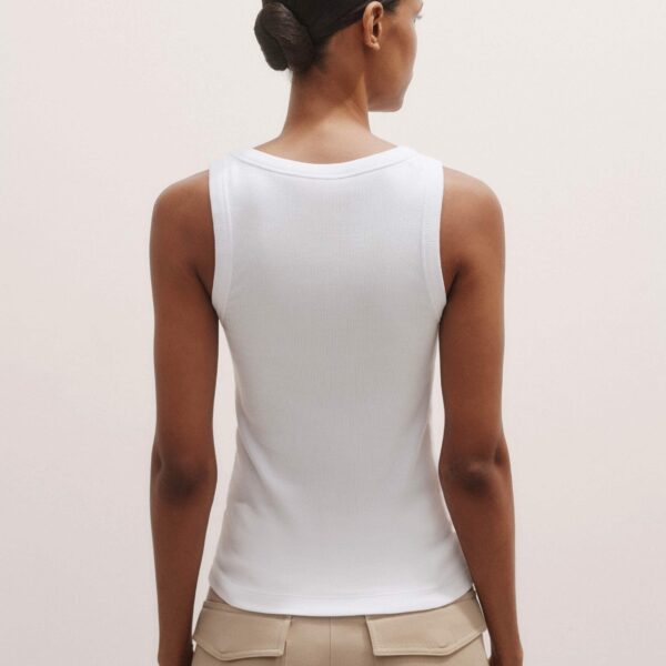 Me + Em Ultimate Crew Neck Tank – luxury British White in Me and Em exclusively at Luxury Shoes 