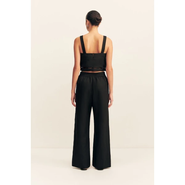 Elasticated pant with scallop cut out detail in black in a premium linen blend.