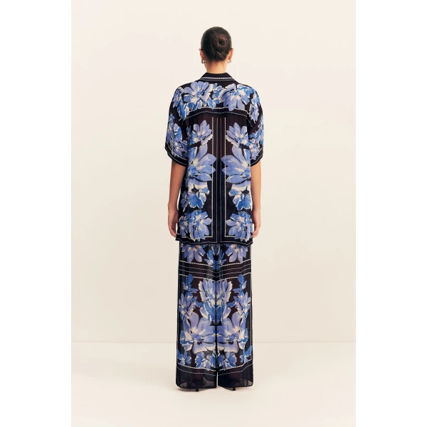 Drawstring pant in the Bluewing Mosaic print in a light weight semi-sheer georgette.