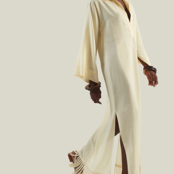 carpet Taller Marmo gown with feather detail – Luxury Shoes 