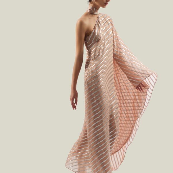 carpet Taller Marmo gown with feather detail – Luxury Shoes 