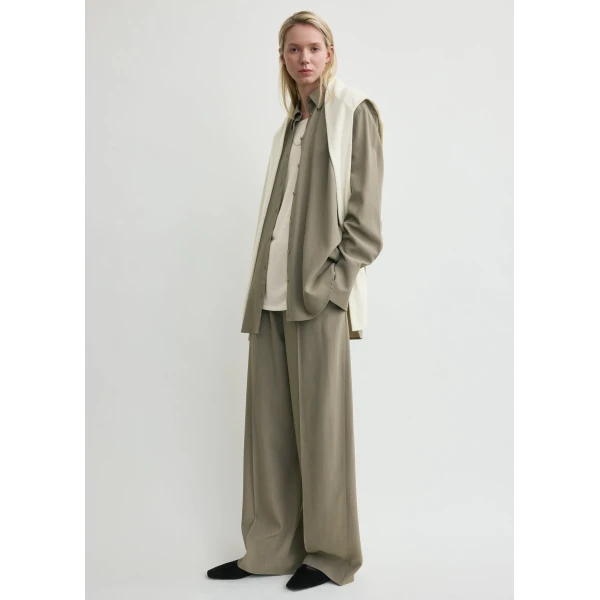Toteme Top luxury Clothing from  Luxury Handbags Marketplace