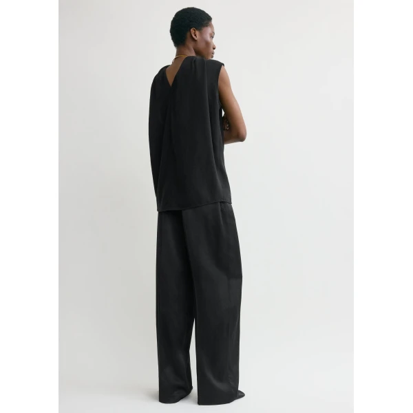 Toteme Tops with minimalist design at Luxury Shoes 
