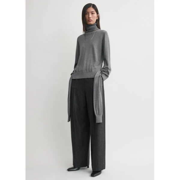 Toteme Knitwear with minimalist design at Luxury Shoes 