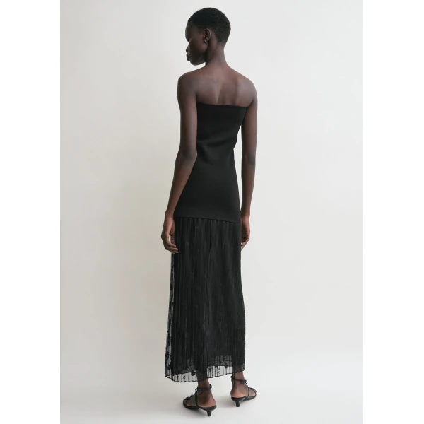 Toteme Skirts with minimalist design at Luxury Shoes 