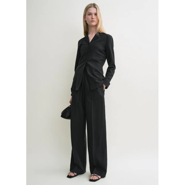 Toteme Tops with minimalist design at Luxury Shoes 