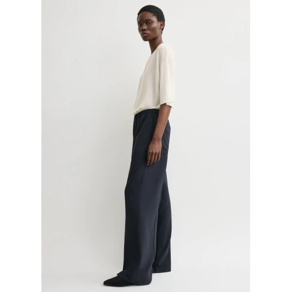 Toteme Pant luxury Clothing from  Luxury Handbags Marketplace